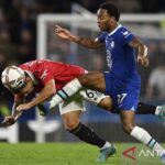 Fulham Berencana Mendatangkan Raheem Sterling dari Chelsea 2022-10-22T171842Z_404681379_UP1EIAM1C34J6_RTRMADP_3_SOCCER-ENGLAND-CHE-MUN-REPORT-copy.jpg